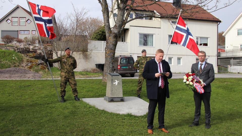 Lenke til artikkel: Markerte 8. mai i parken
