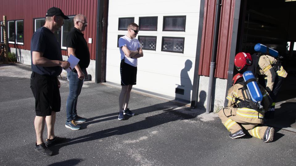 Lenke til artikkel: Ildprøve for brannrekrutter
