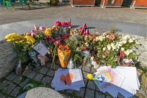 Lenke til artikkel: Hilsener og tegninger tatt vare på
